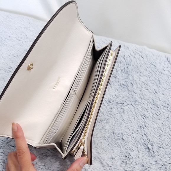 🍒NWT🍒 COACH SIGNATURE CANVAS ENVELOPE WAL - Picture 8 of 8